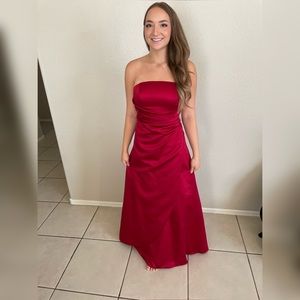 Red David’s bridal prom or homecoming dress